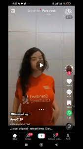 Video da Menina Com a Camisa do Liverpool